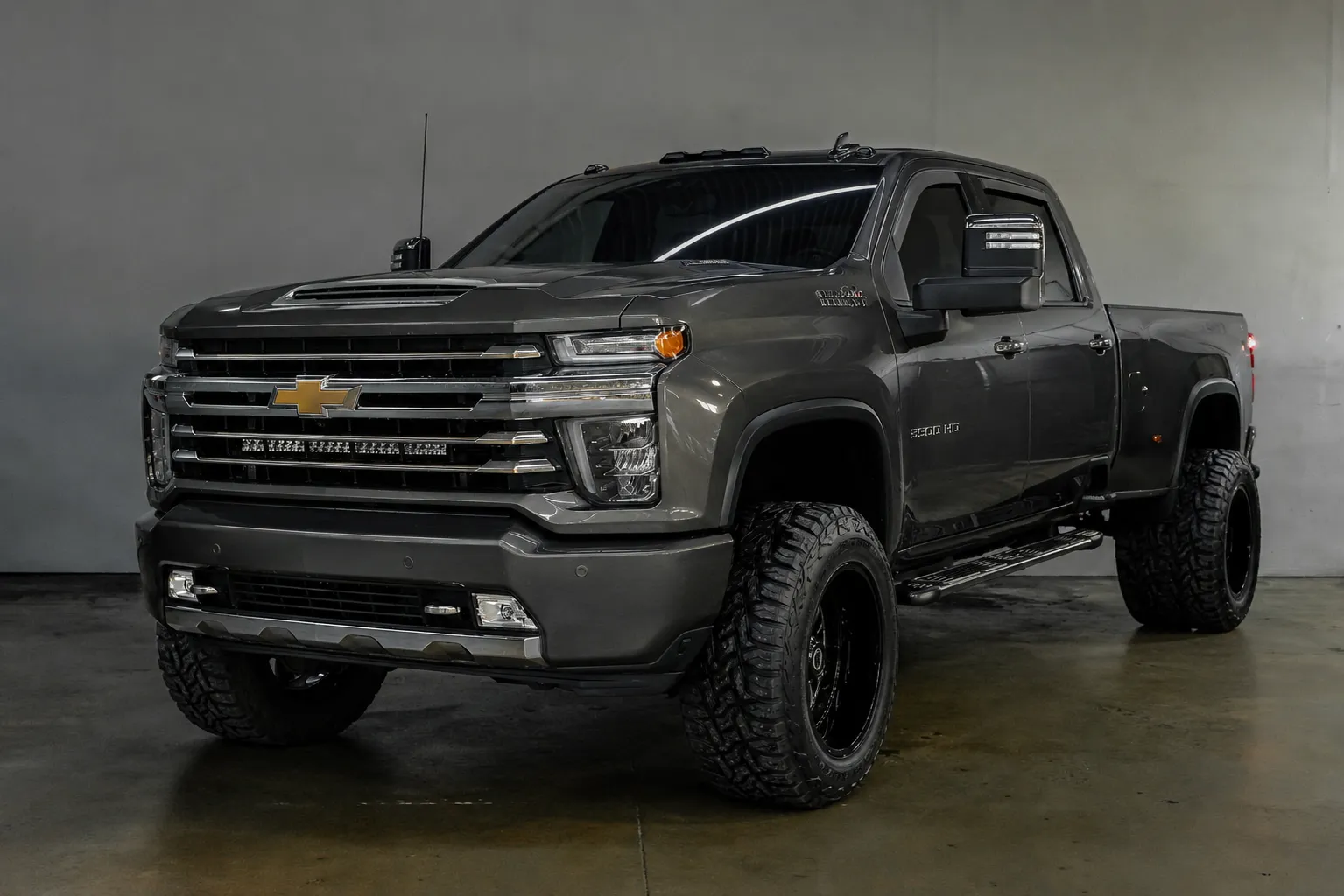 2023 Chevrolet Silverado 3500 HD High Country