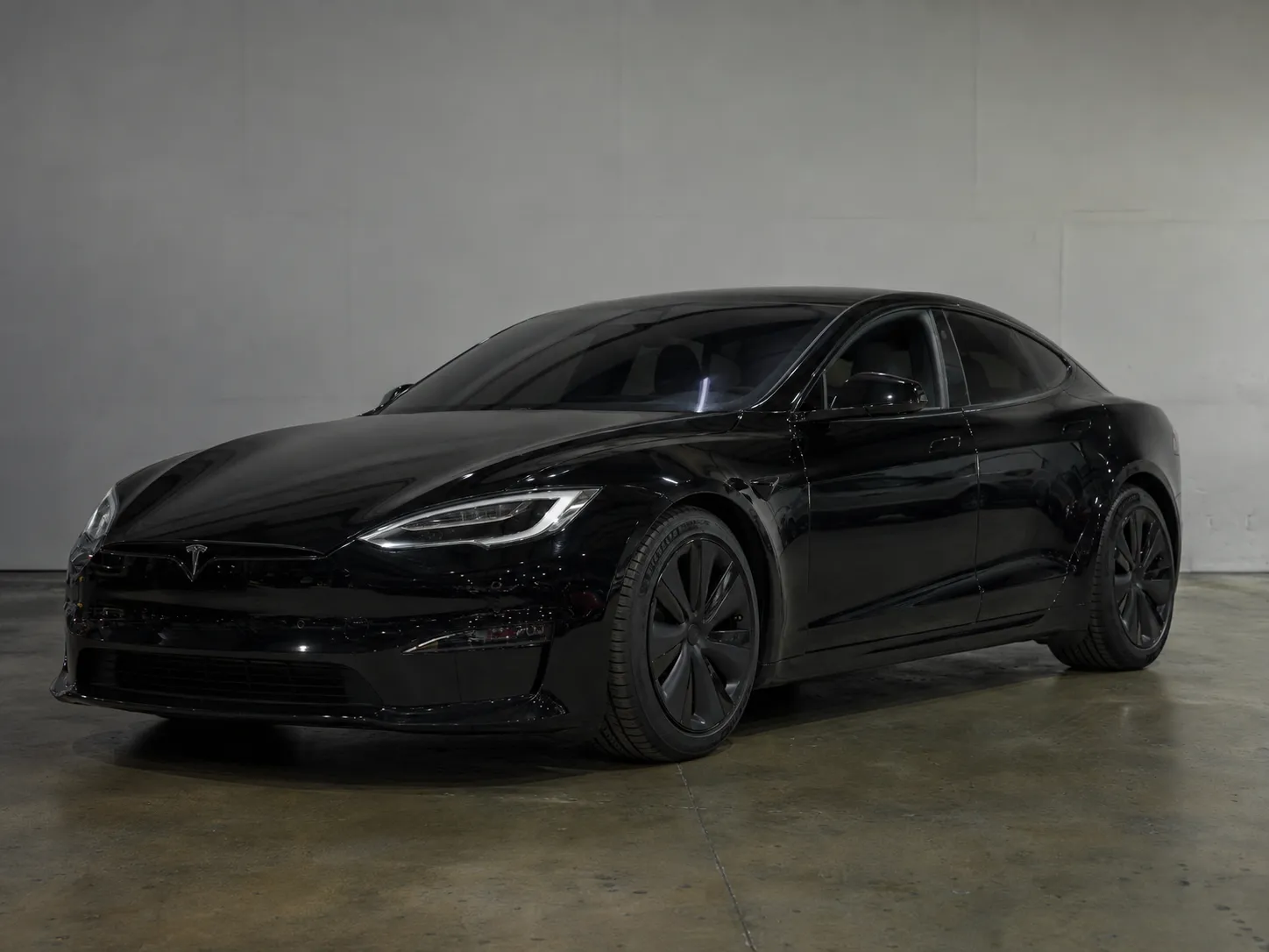 2022 Tesla Model S Plaid