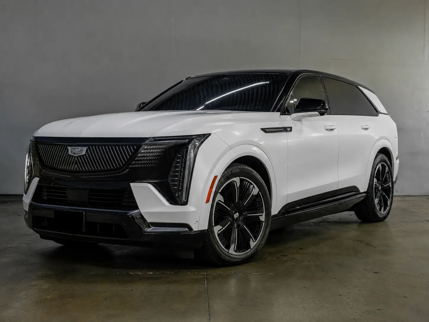 2025 Cadillac Escalade IQ Sport 2